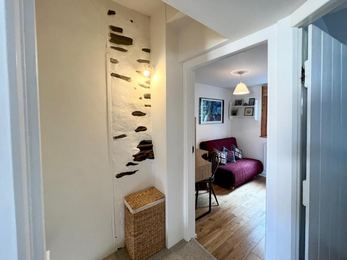 Pass The Keys 64 Church Street Characterful 2-Bed Cottage In The Heart Of Town Kingsbridge  Eksteriør billede