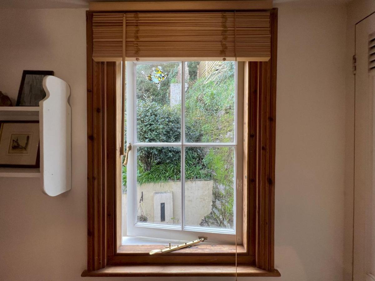 Pass The Keys 64 Church Street Characterful 2-Bed Cottage In The Heart Of Town Kingsbridge  Eksteriør billede